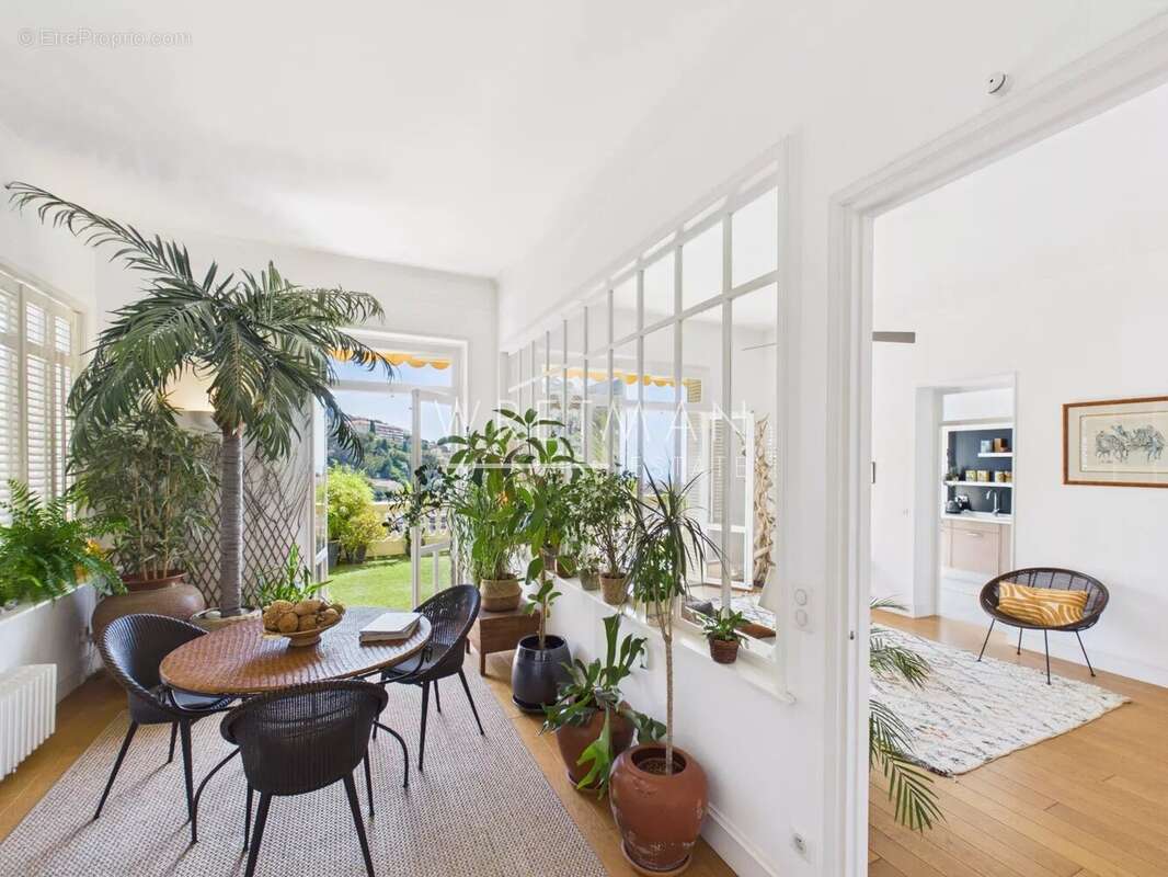 Appartement à MENTON