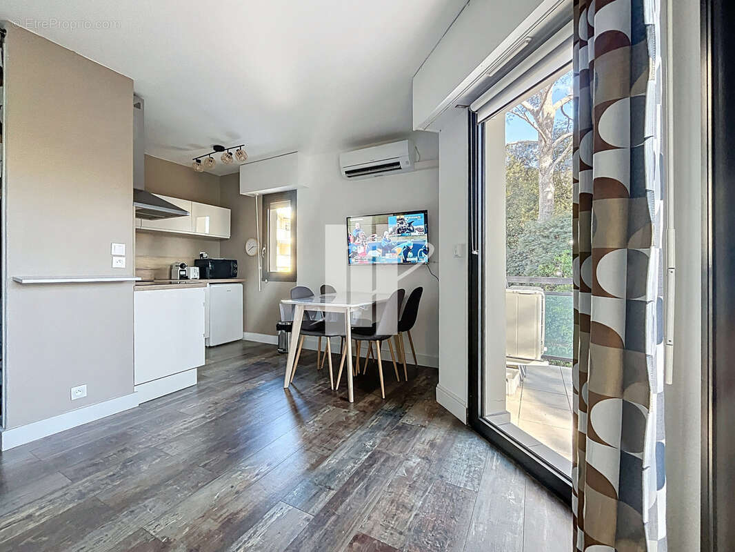 Appartement à SAINT-RAPHAEL