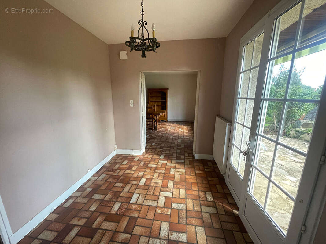 Maison à SAUVIGNY-LES-BOIS