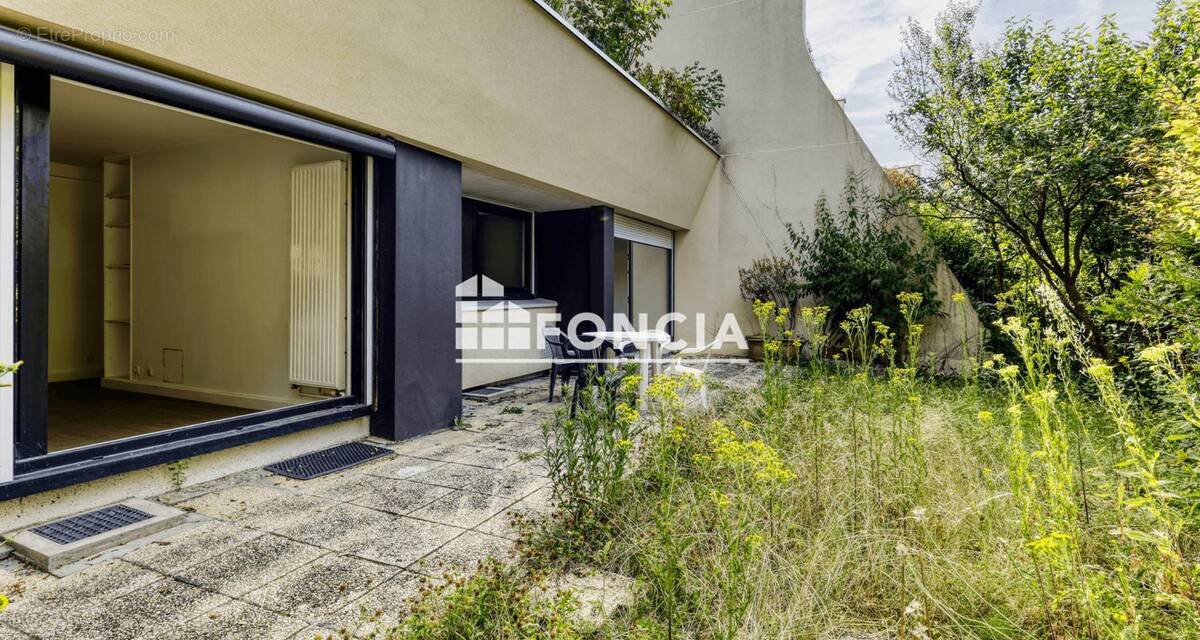 Appartement à VERRIERES-LE-BUISSON