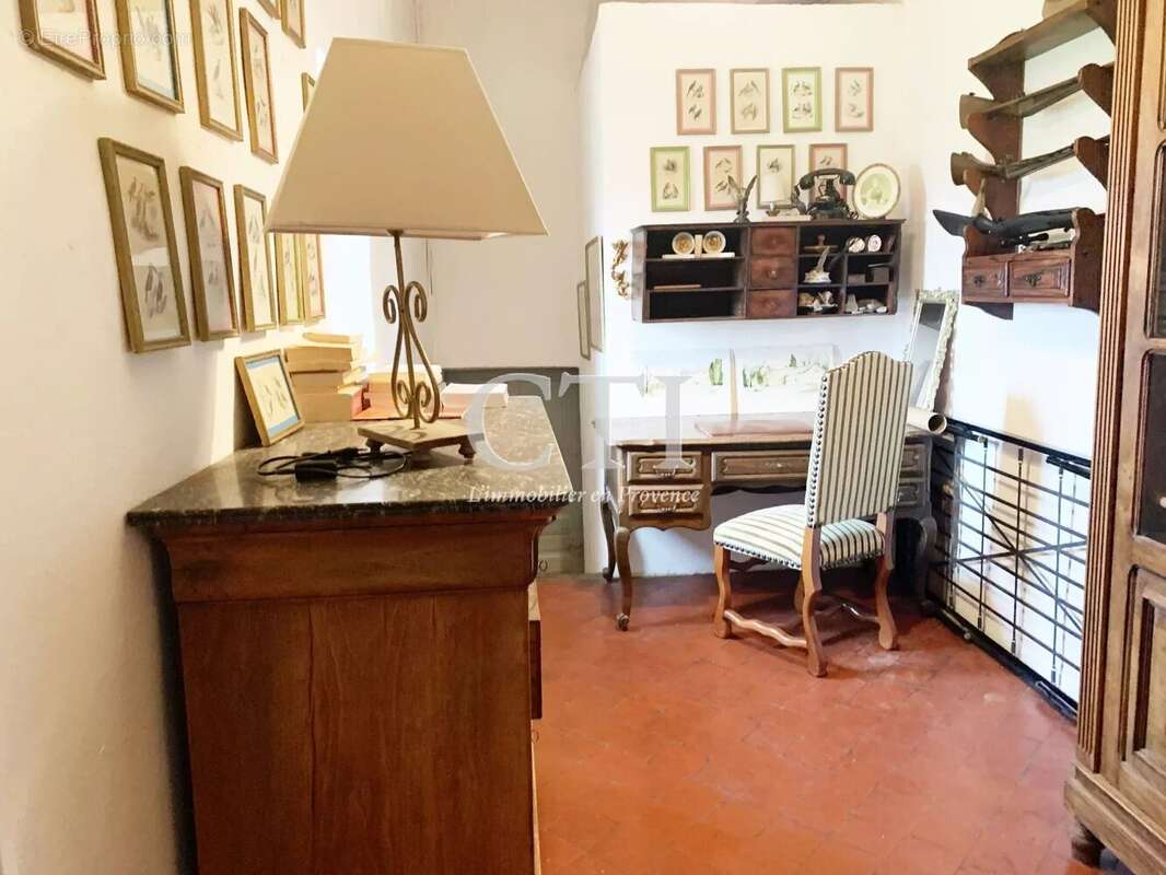 Maison à VAISON-LA-ROMAINE