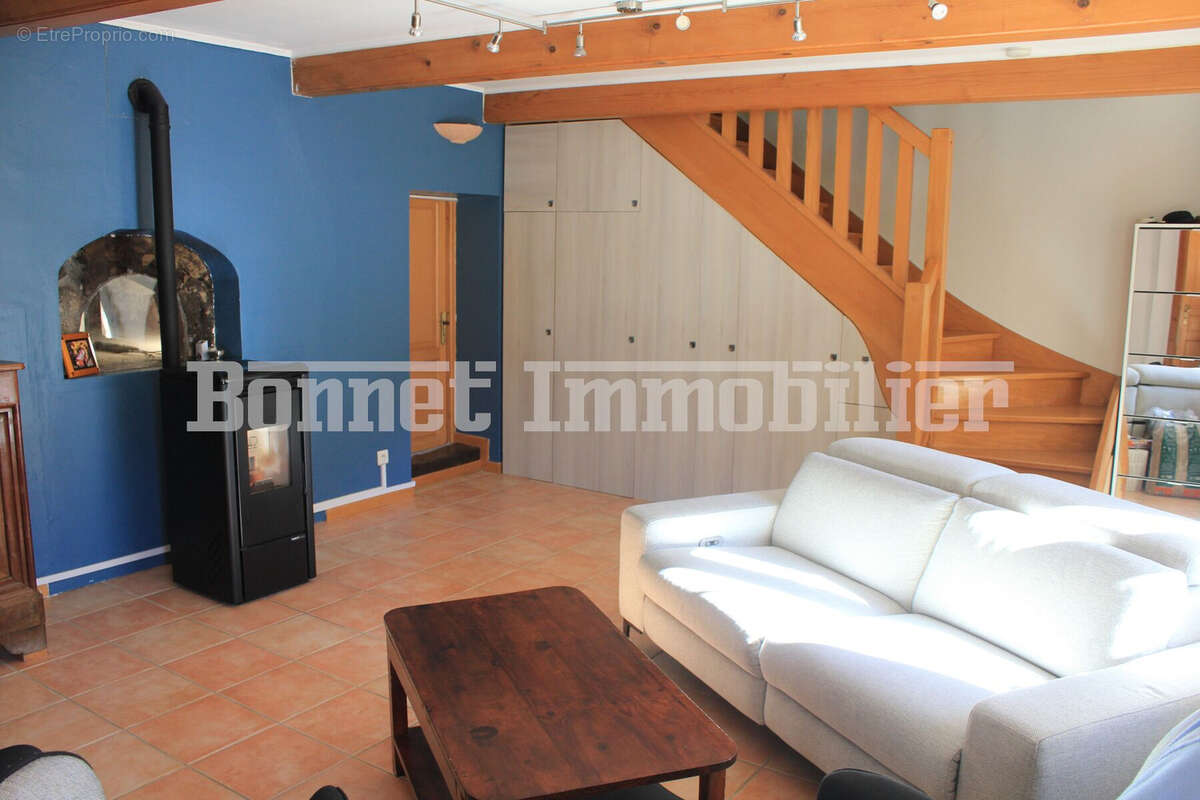 Maison à CHAUDEBONNE