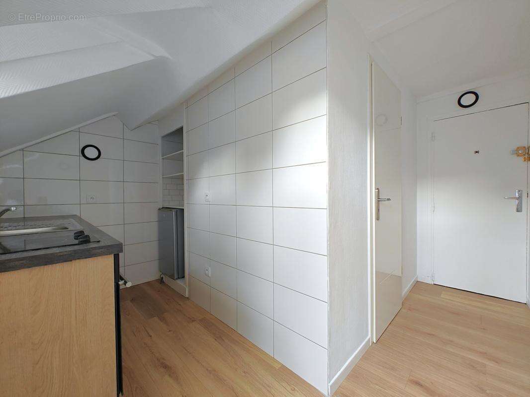Appartement à PARIS-1E