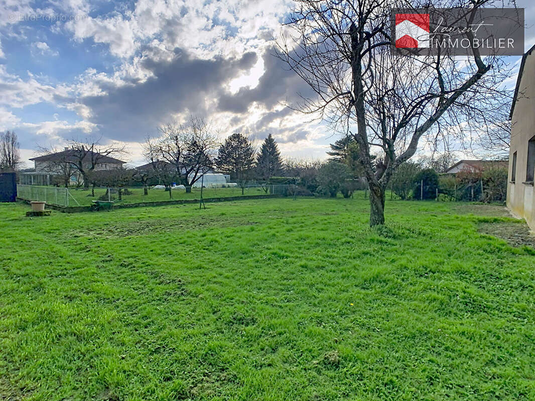 Maison à PONT-DE-VAUX