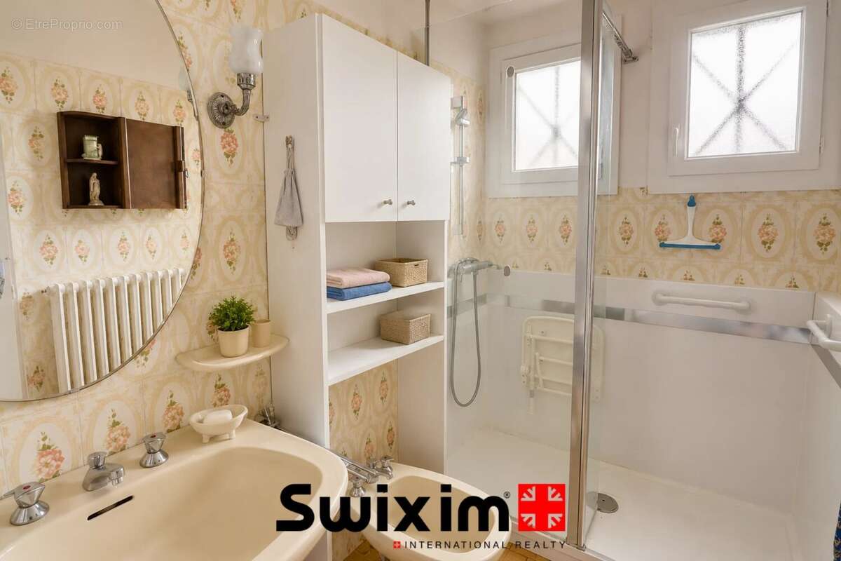 Propriété de 147m² - maison + dépendance - Saint-Estèphe - photo 7