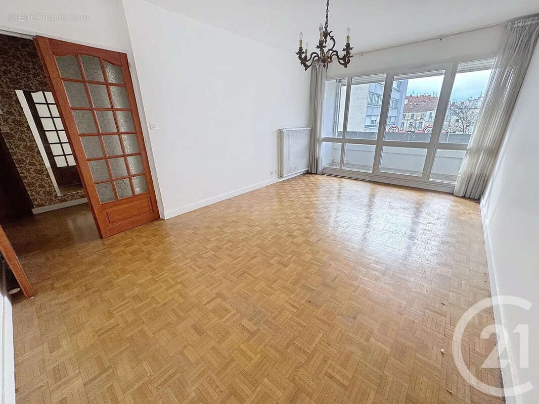 Appartement à LYON-7E