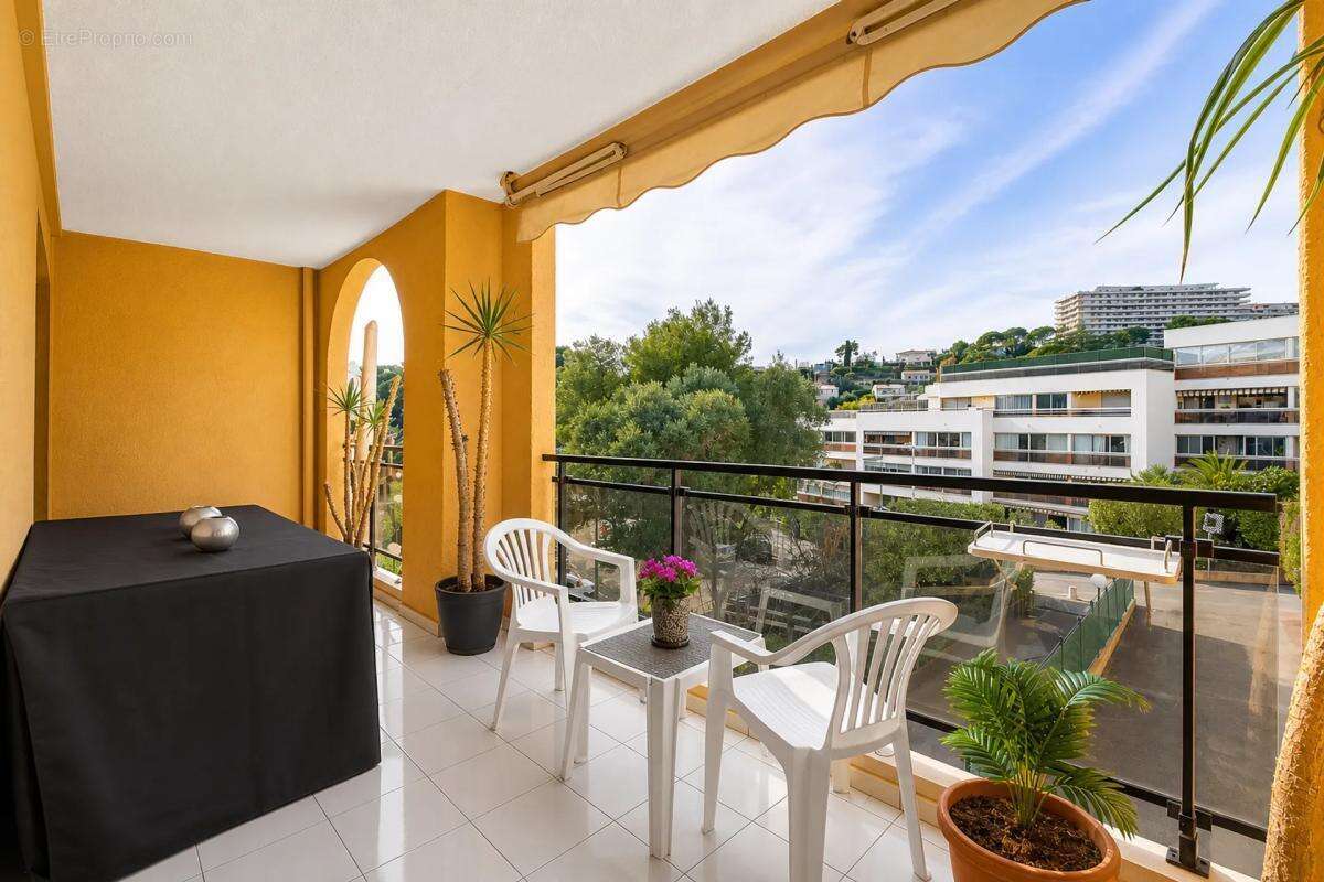 Appartement 2 pièces de 57 m² situé au Cannet - photo 2