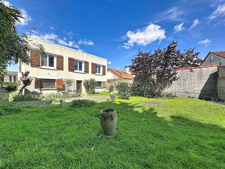 Maison à NOISY-LE-GRAND