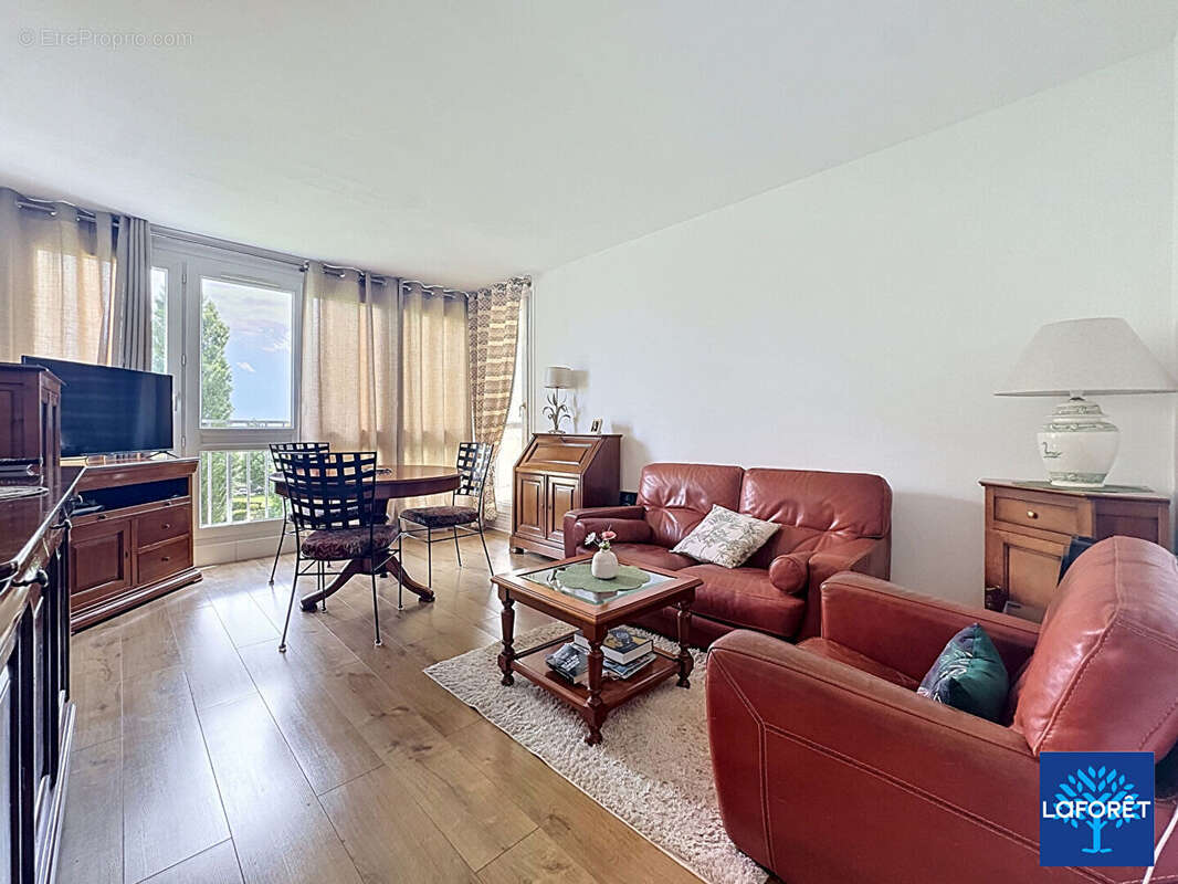 Appartement à NEUILLY-PLAISANCE