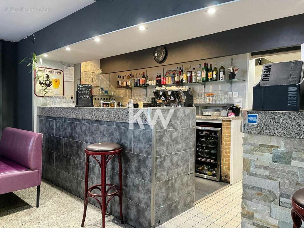 Commerce à IVRY-SUR-SEINE