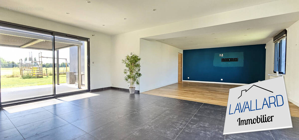 Maison à CARDONNETTE