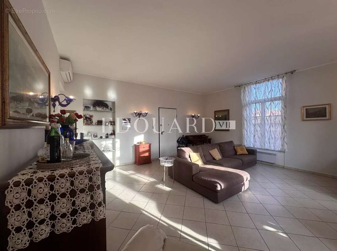 Appartement à MENTON