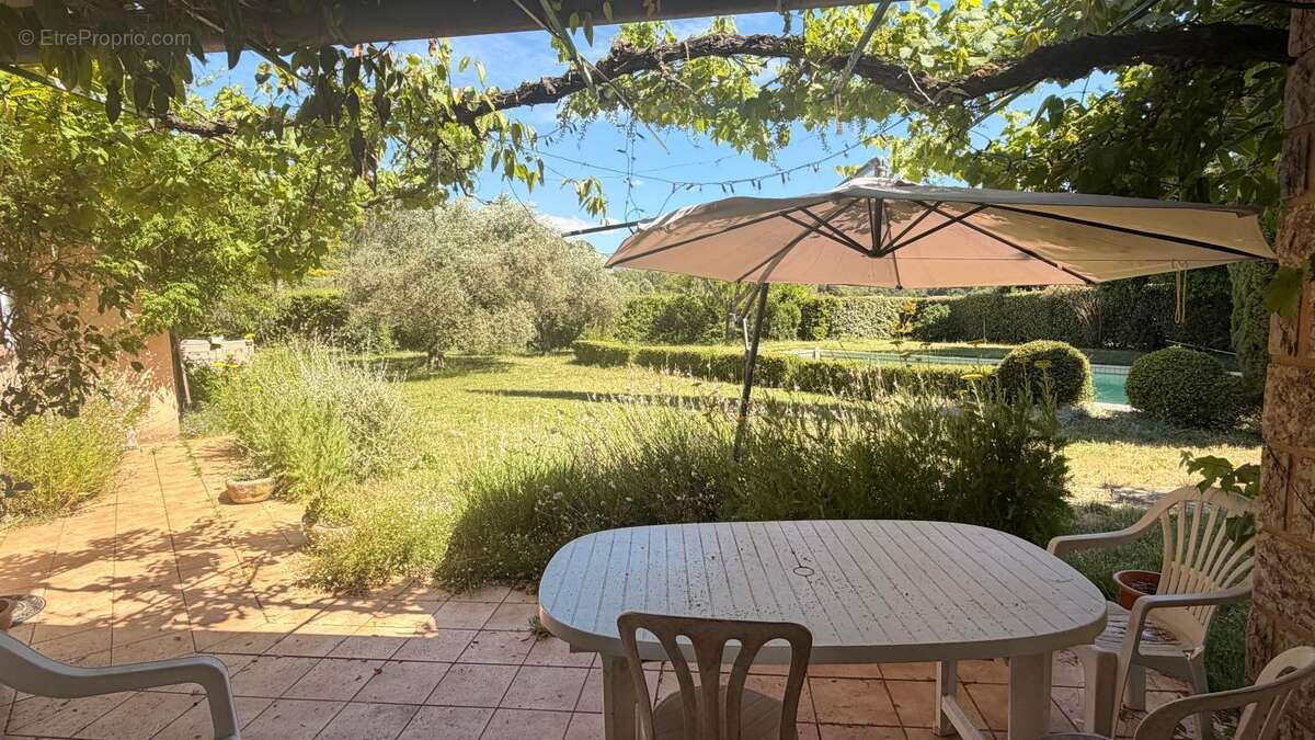 Maison à VAISON-LA-ROMAINE