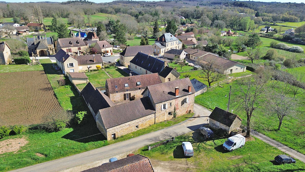Maison à PRATS-DE-CARLUX