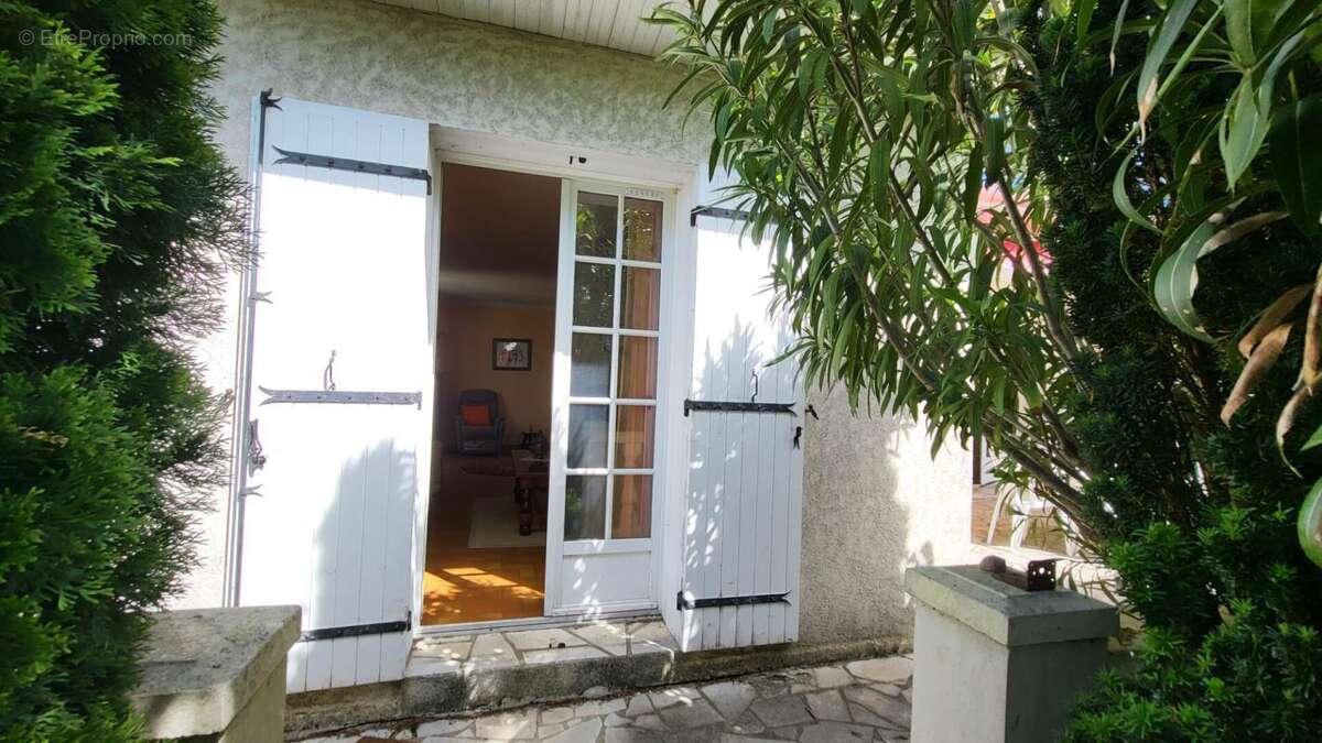 Maison à SAINT-MEDARD-DE-MUSSIDAN