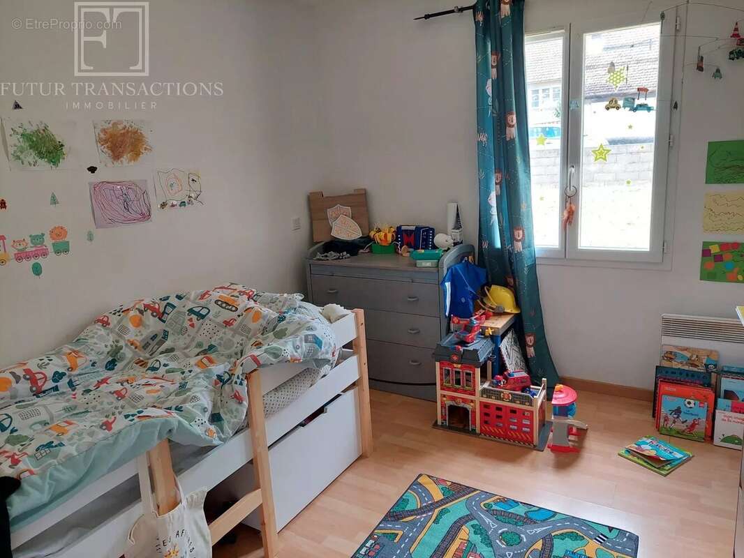 Maison à NONTRON