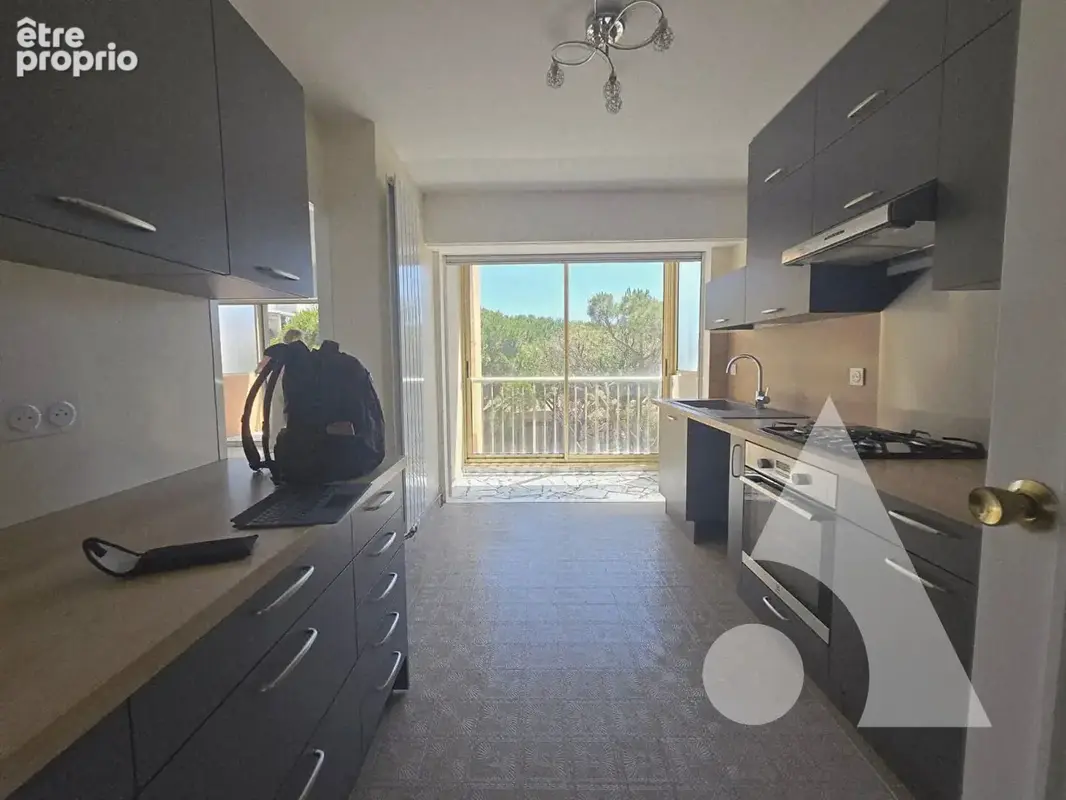 Saint-Raphaël  4 p - 104,65 m²  carrez-  Beaux volumes, lumineux, CV à pied - photo 6