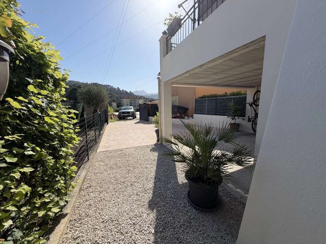 Maison à CONTES