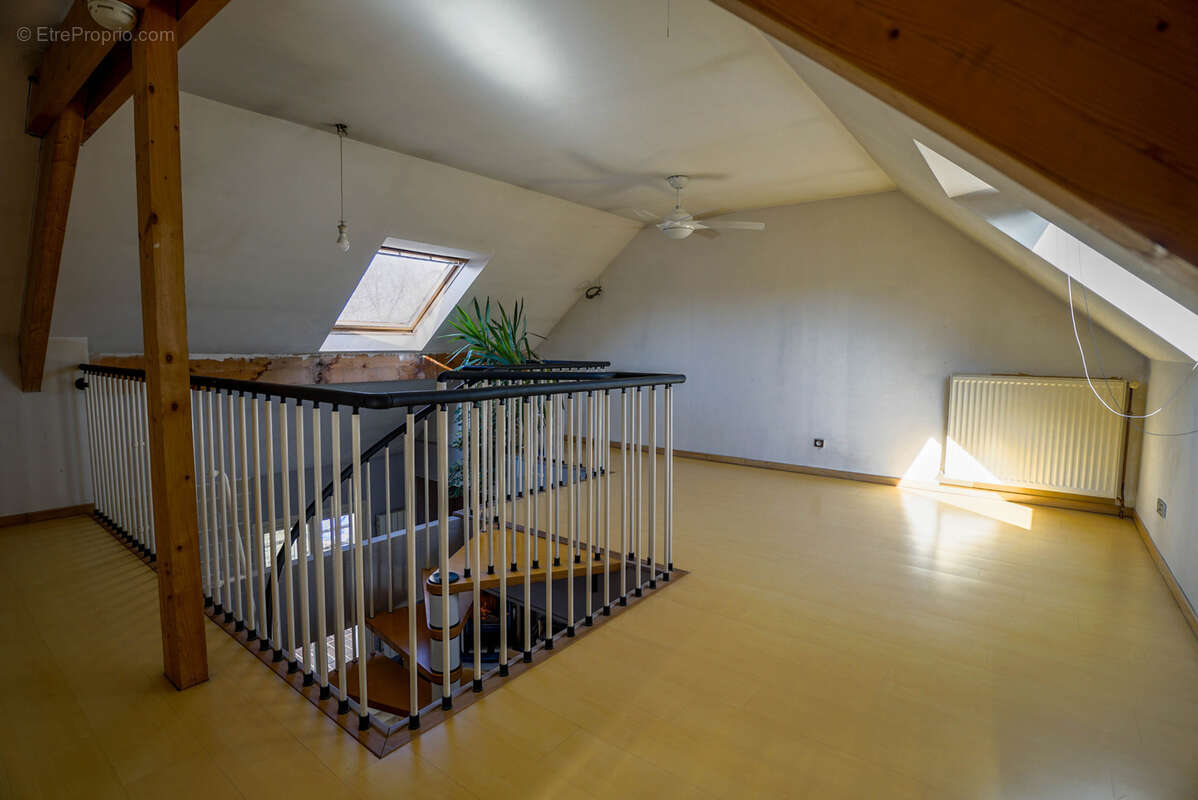 Maison independante 151m2 environ / 9 pieces / 4 chambres / terrain 730m2 environ - photo 12