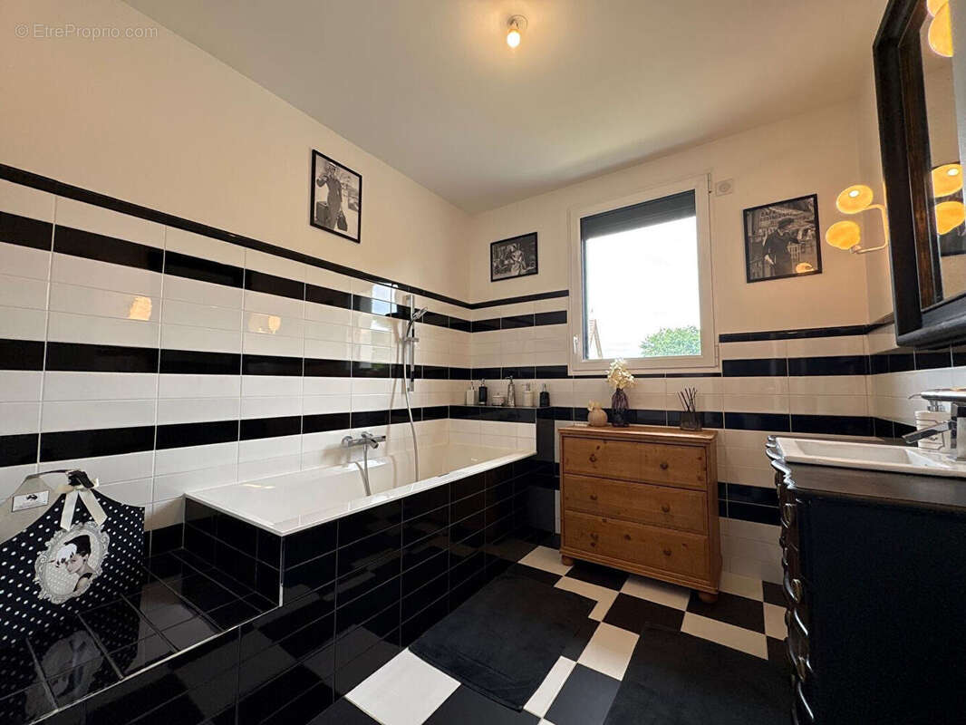 Maison à VILLEBON-SUR-YVETTE