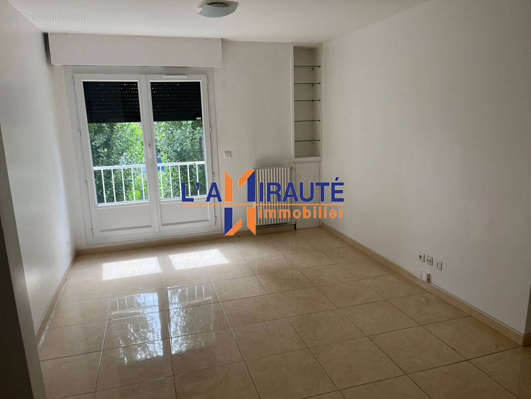 Appartement à MAISONS-LAFFITTE