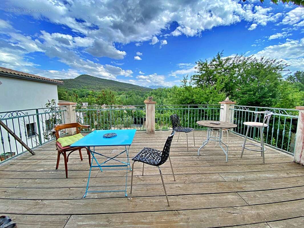 Terrasse - Maison à CREST