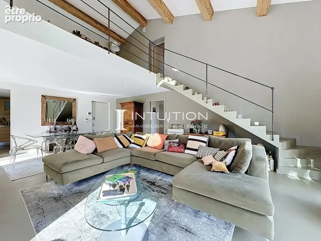 Proche Valbonne : Élégante villa avec vue panoramique et piscine - photo 20