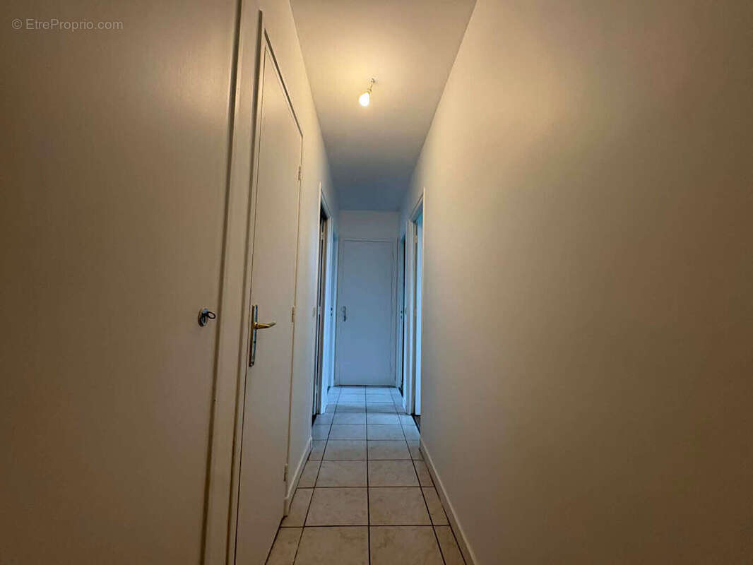 À vendre : Appartement 4 pièces et garage, à Brest -  Lambézellec - photo 7