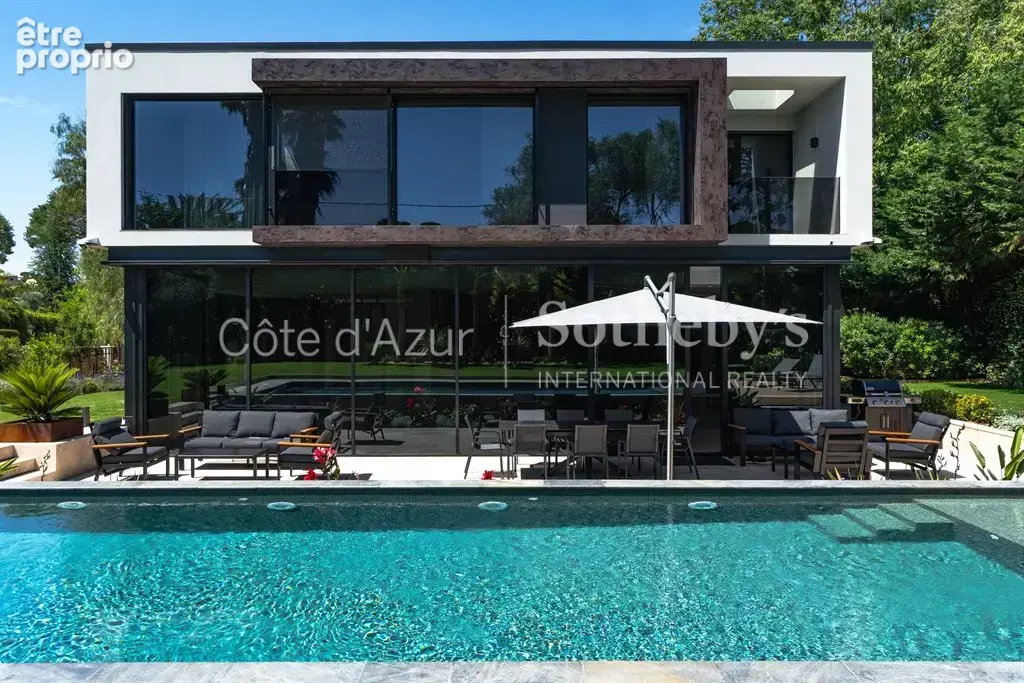 Cap d’Antibes villa contemporaine neuve à pied de la mer dans domaine privé - photo 2
