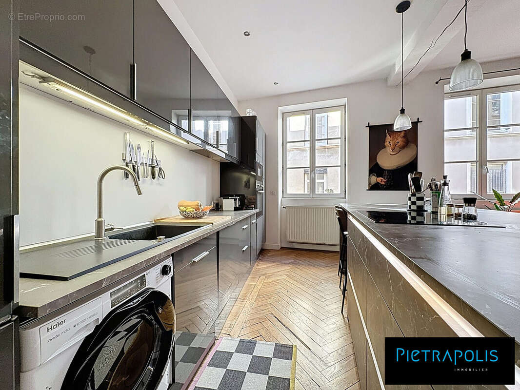 Appartement à LYON-1E