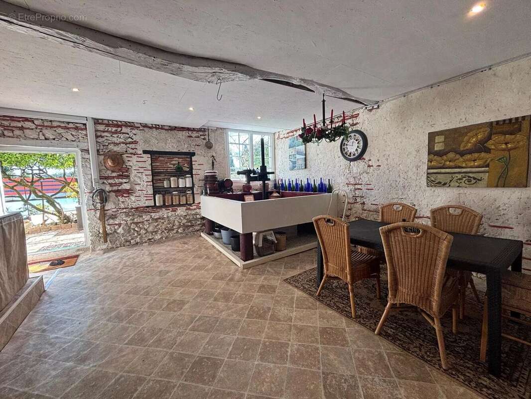 Maison à SAINTE-FOY-LA-GRANDE