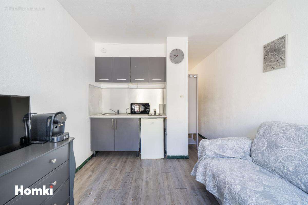 Appartement à MAUGUIO