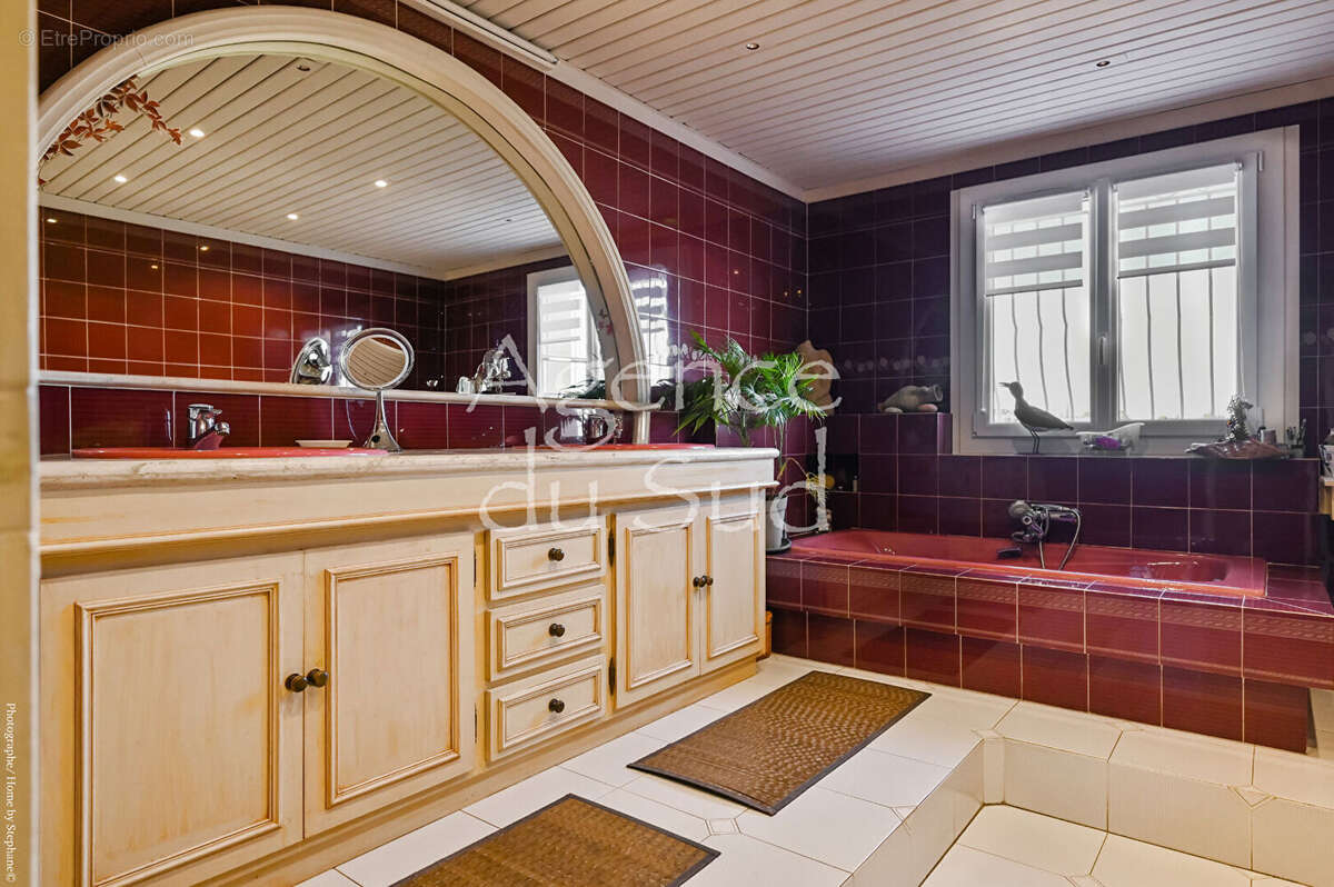 Maison à CARNOUX-EN-PROVENCE