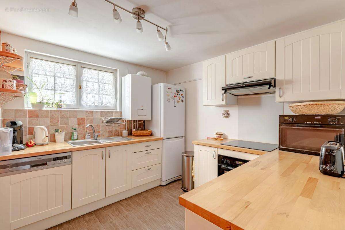 Appartement à FOSSES