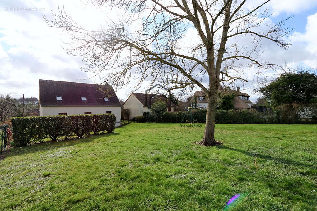 Maison à VILLECRESNES