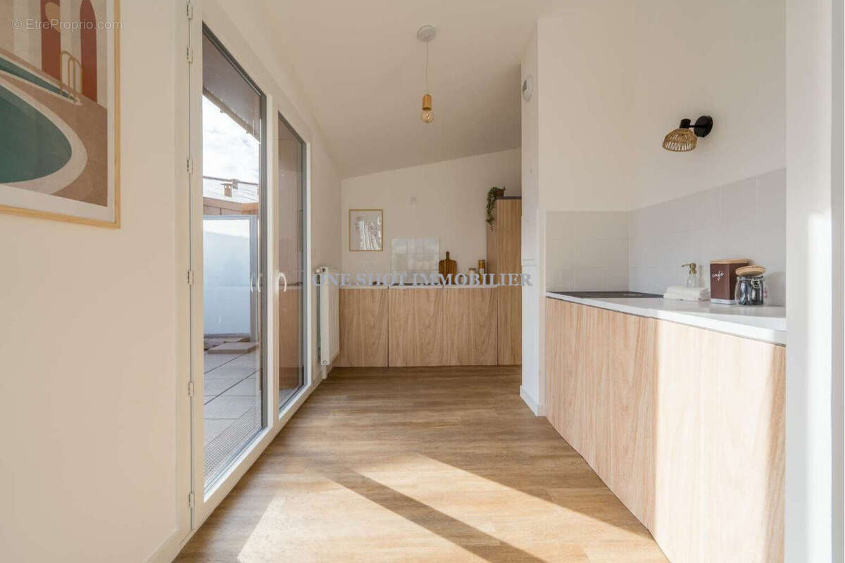 Appartement à SAINT-JEAN-DE-LA-RUELLE