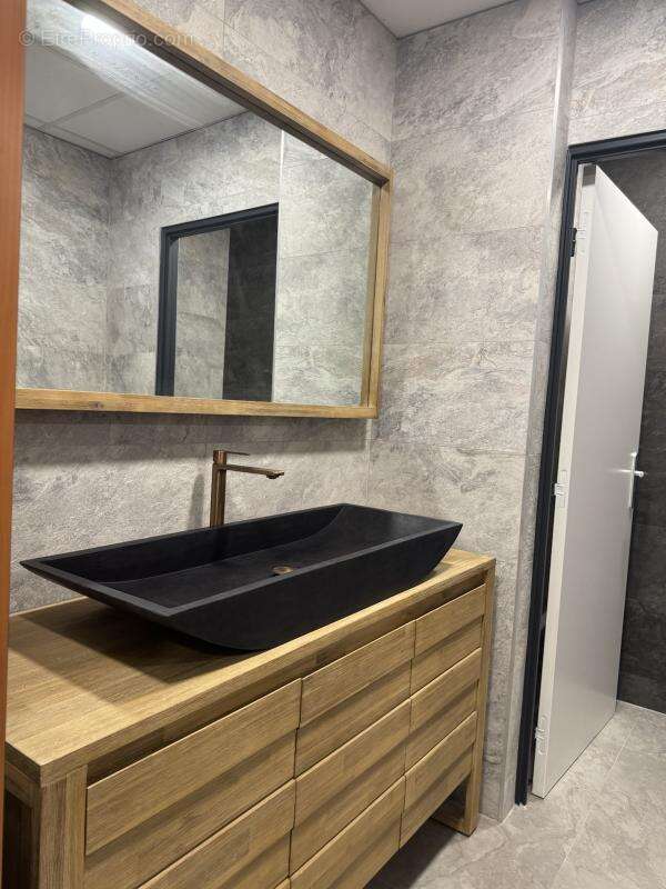Bureaux de 250 m²  St Denis proche tribunal - photo 5