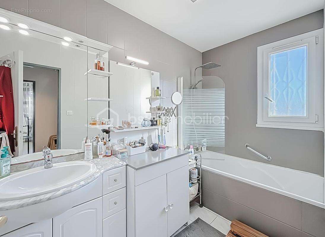 *** superbe villa de 175 m² avec garage – juvignac la plaine*** - photo 15