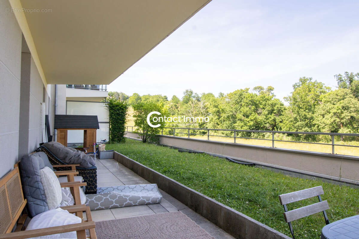 Appartement à CEYRAT