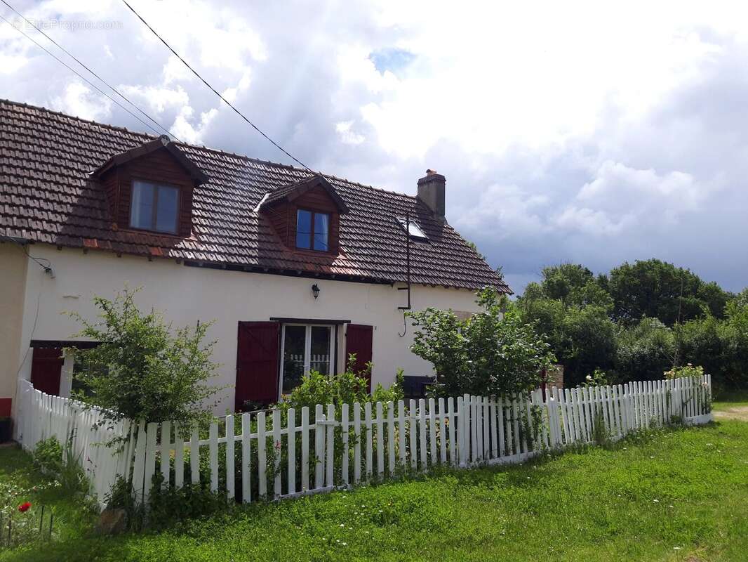 Maison à TILLY