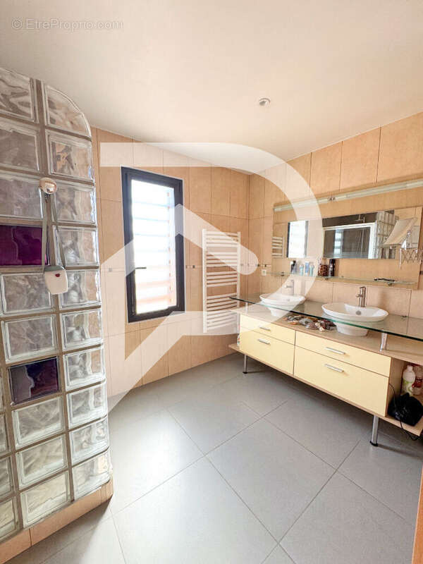 Maison à CORNEILLA-LA-RIVIERE