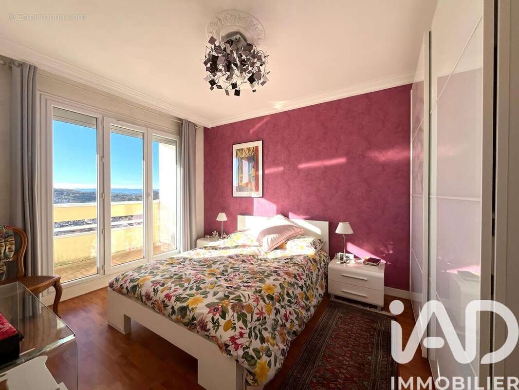 Photo 9 - Appartement à SAINT-ETIENNE