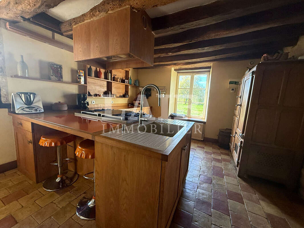 Maison à FRESNAY-SUR-SARTHE