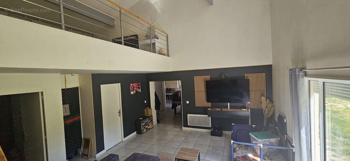 Maison 119 m² à Saint-Leon-Sur-L'isle  - photo 8