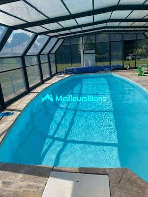 Maison à ENGLEFONTAINE