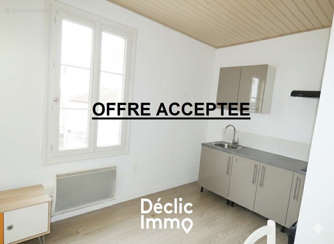Maison à MOUTIERS-LES-MAUXFAITS
