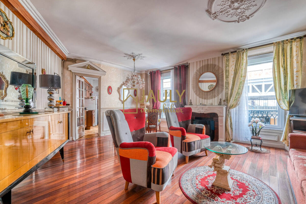 Appartement à PARIS-10E