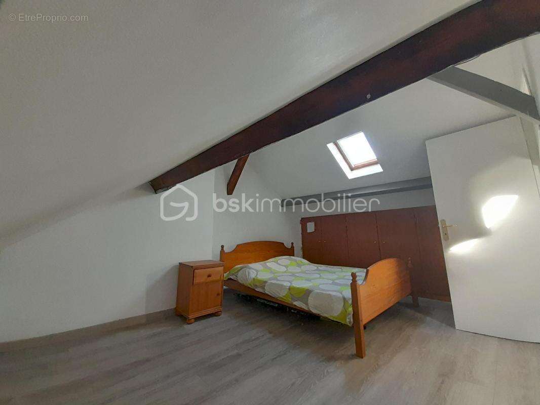 Appartement à MONTLHERY