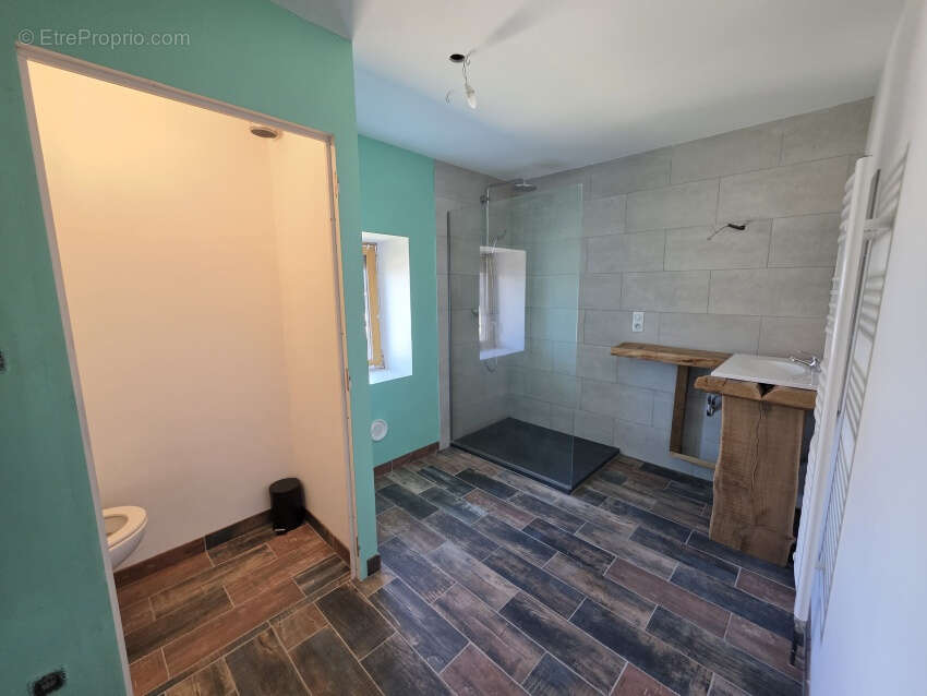 Maison à SAINT-GEORGES-DE-MONS