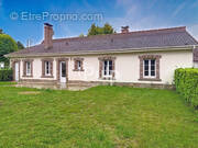 Maison à AIX-EN-ISSART